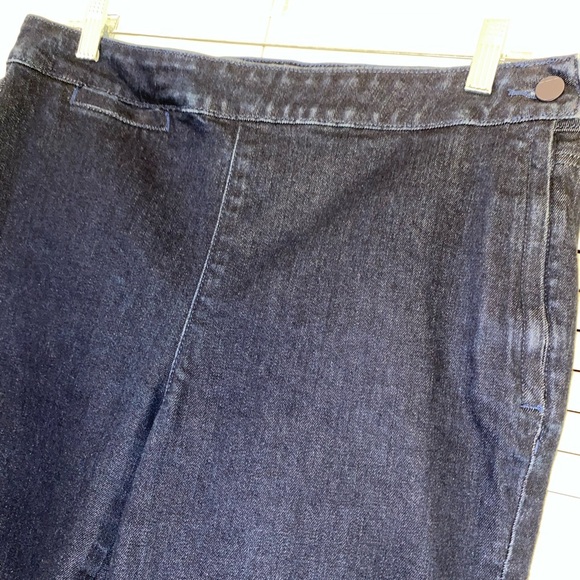 Habitual Carmela Cropped Flare Jeans - Picture 5 of 8